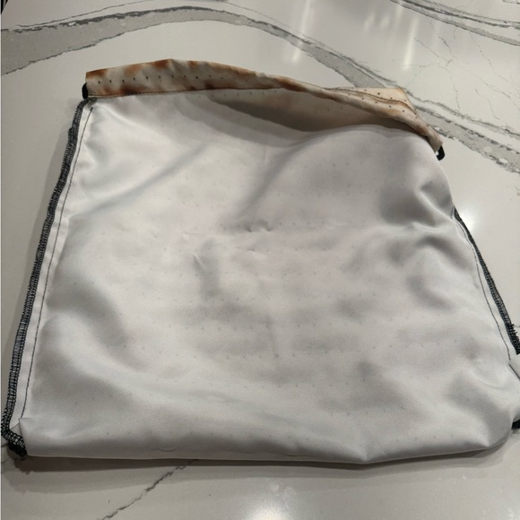 NWOT Matzah Drawstring Bag Backpack and gently used Shmutzy Girl Book - Picture 6 of 12